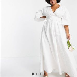 NWT Plus size Wedding dress